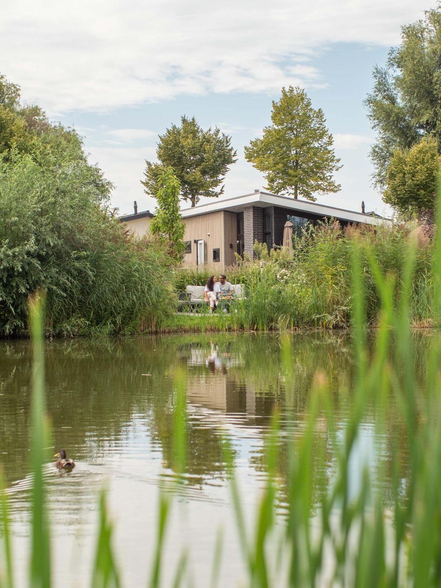 Topparken - Recreatiepark Het Esmeer Aalst Bagian luar foto